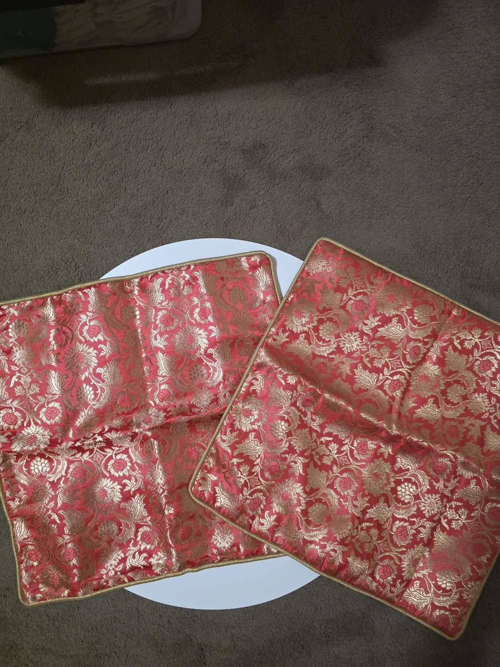 Decorative Red and Gold Brocade Accent Pillows - Fashion Home 16x16
